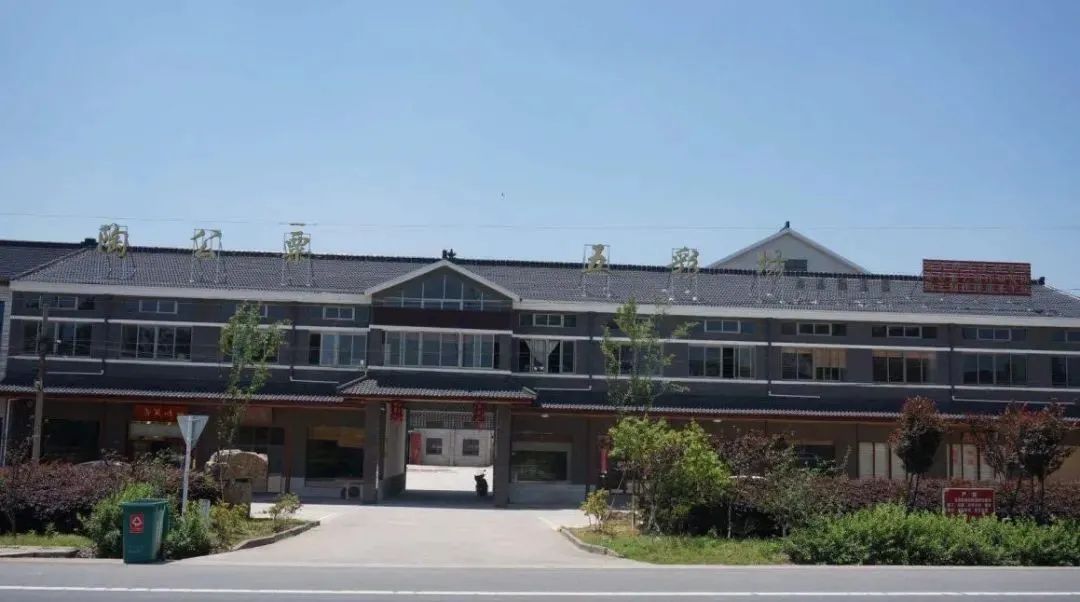 风靡中国数百年的茶具,还是清代名家之作?也太适合过年送人了!休闲区蓝鸢梦想 - Www.slyday.coM 风靡中国数百年的茶具,还是清代名家之作?也太适合过年送人了!休闲区蓝鸢梦想 - Www.slyday.coM