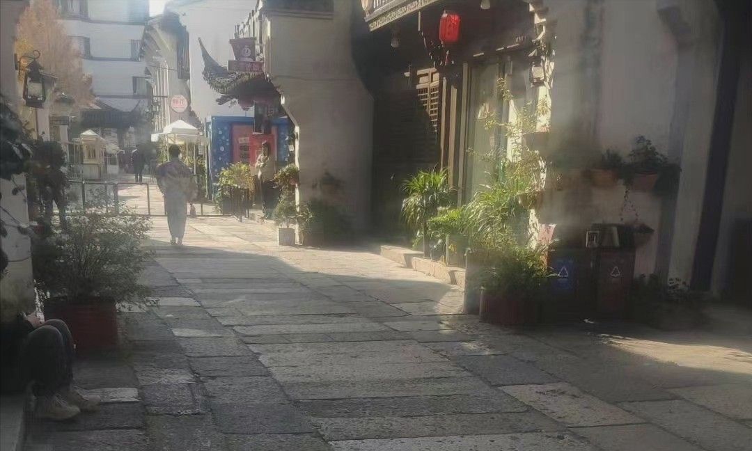 在中国的街头,究竟能不能穿<a href=