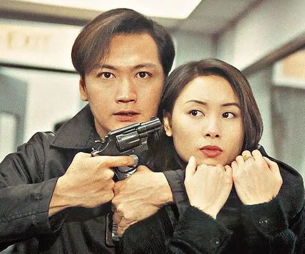 8位港圈“渣男”,对女伴一个比一个狠,原配被逼到离婚出家 8位港圈“渣男”,对女伴一个比一个狠,原配被逼到离婚出家