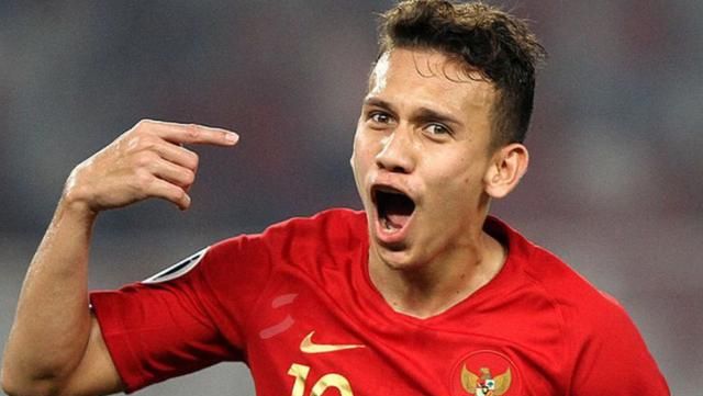 如何快速提升球队实力?东南亚鱼腩做了示范：归化球员加<a href=