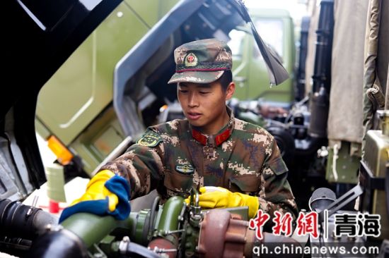 武警青海总队机动某支队开展冬季行车预防工作