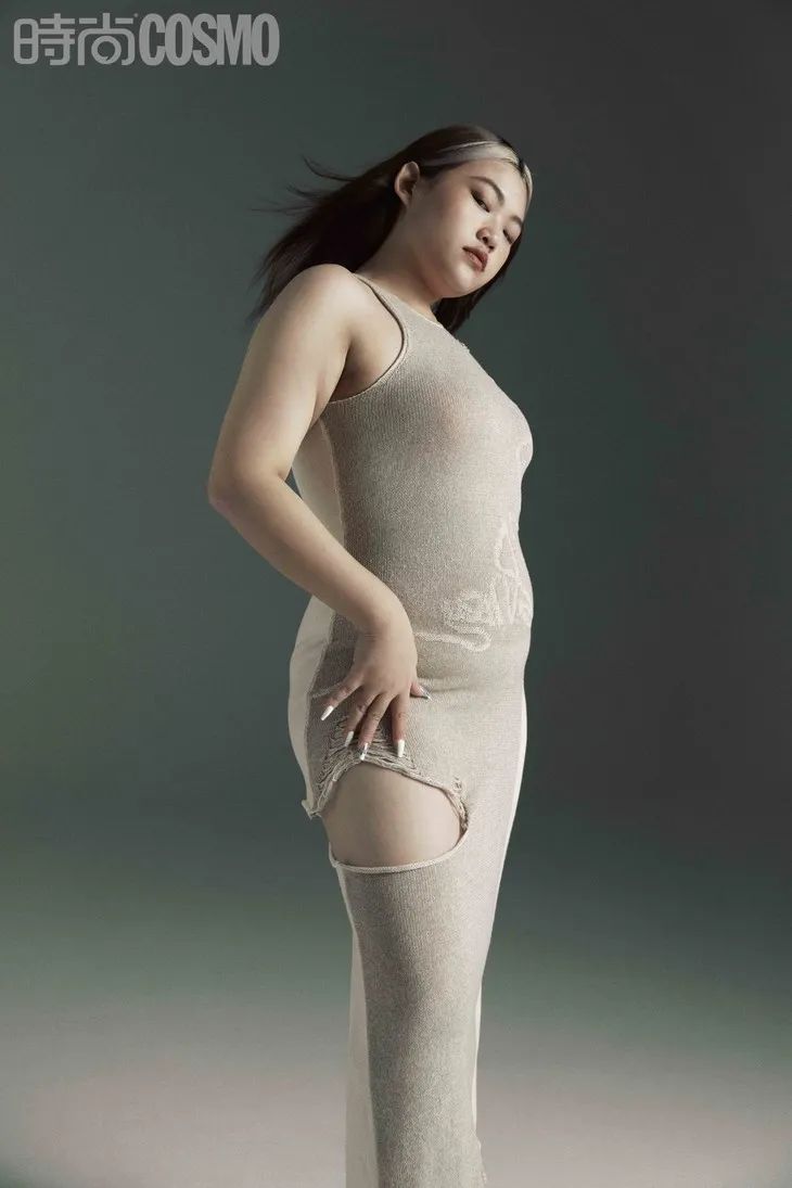 女性姿态粉皮书休闲区蓝鸢梦想 - Www.slyday.coM 女性姿态粉皮书休闲区蓝鸢梦想 - Www.slyday.coM