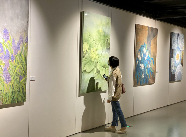 广西师范大学美术学院花鸟画工作室师生作品展在深圳红立方开幕