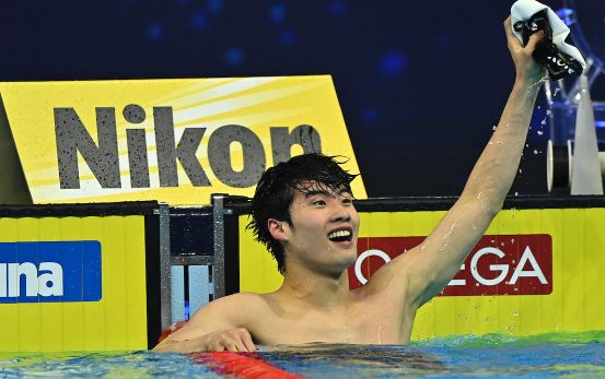 0.03秒绝杀！朴泰桓接班人横空出世，18岁<a href=