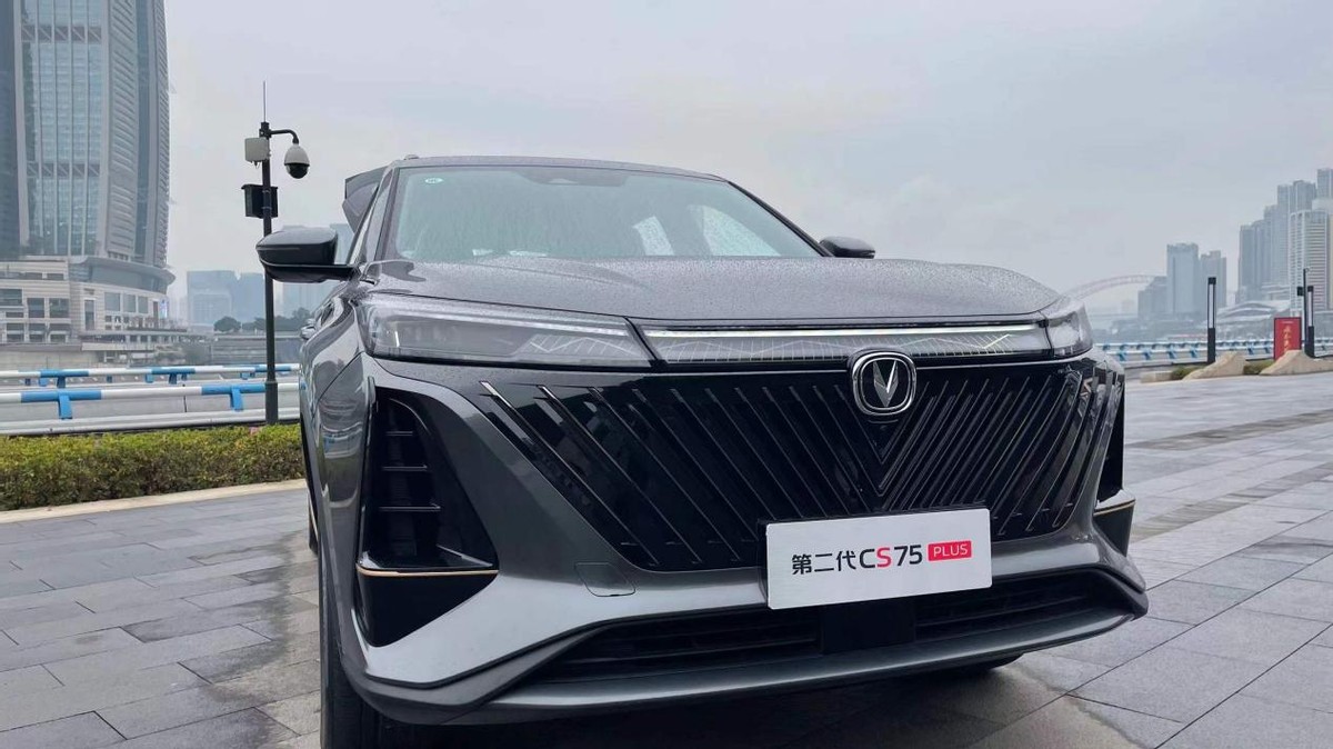 两种格栅都惊艳,进阶后的第二代长安CS75PLUS凭什么成为颜值控休闲区蓝鸢梦想 - Www.slyday.coM 两种格栅都惊艳,进阶后的第二代长安CS75PLUS凭什么成为颜值控休闲区蓝鸢梦想 - Www.slyday.coM