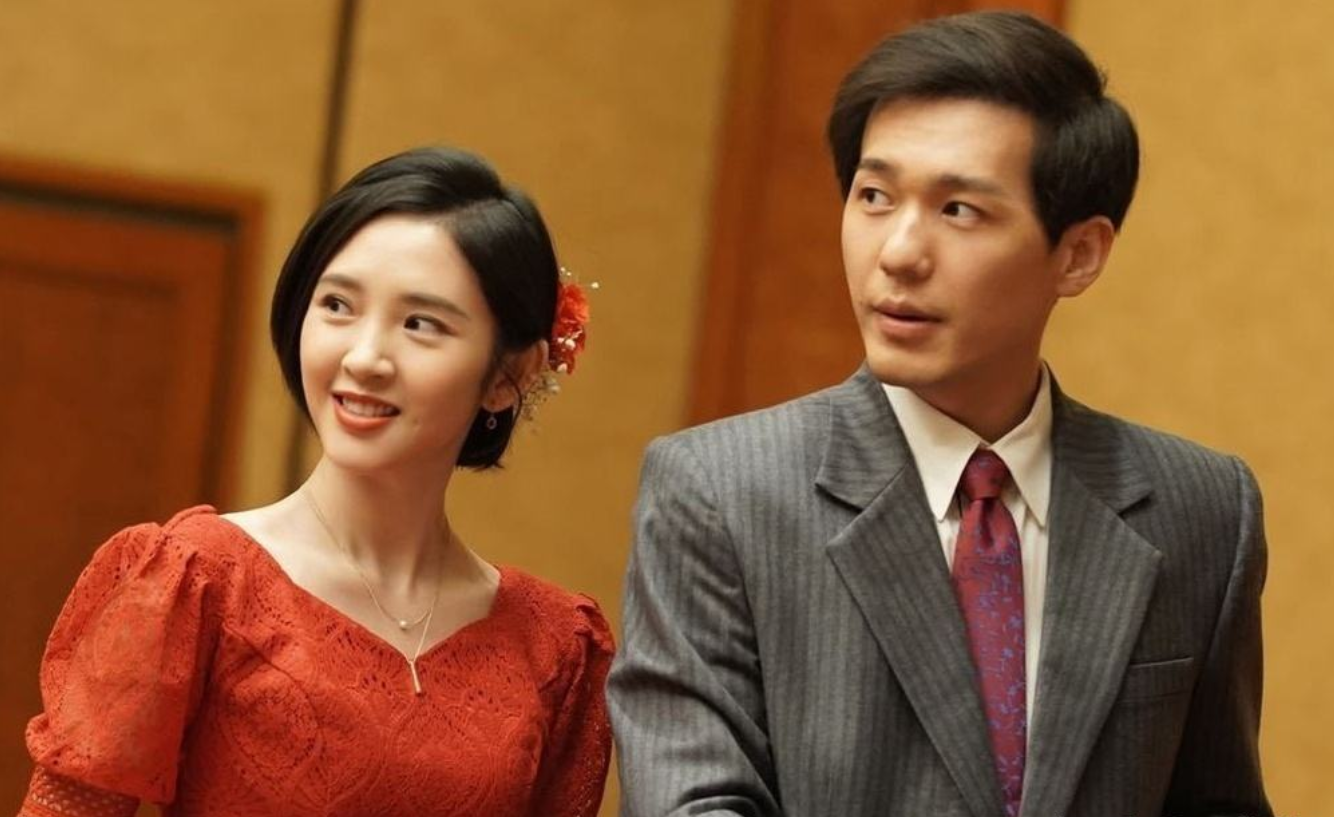 2021年8月,热播大剧《乔家的儿女》开播,唐艺昕饰演的项南方收获好评.