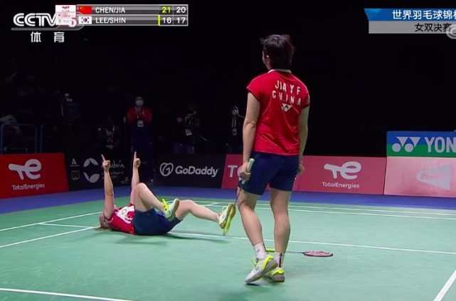 2-0、2-0、2-0！中国陈清晨贾一凡太强了，48小时3杀日本<a href=