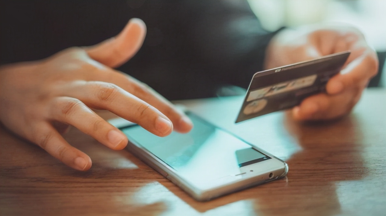 受奥密克戎影响，中国驻<a href=