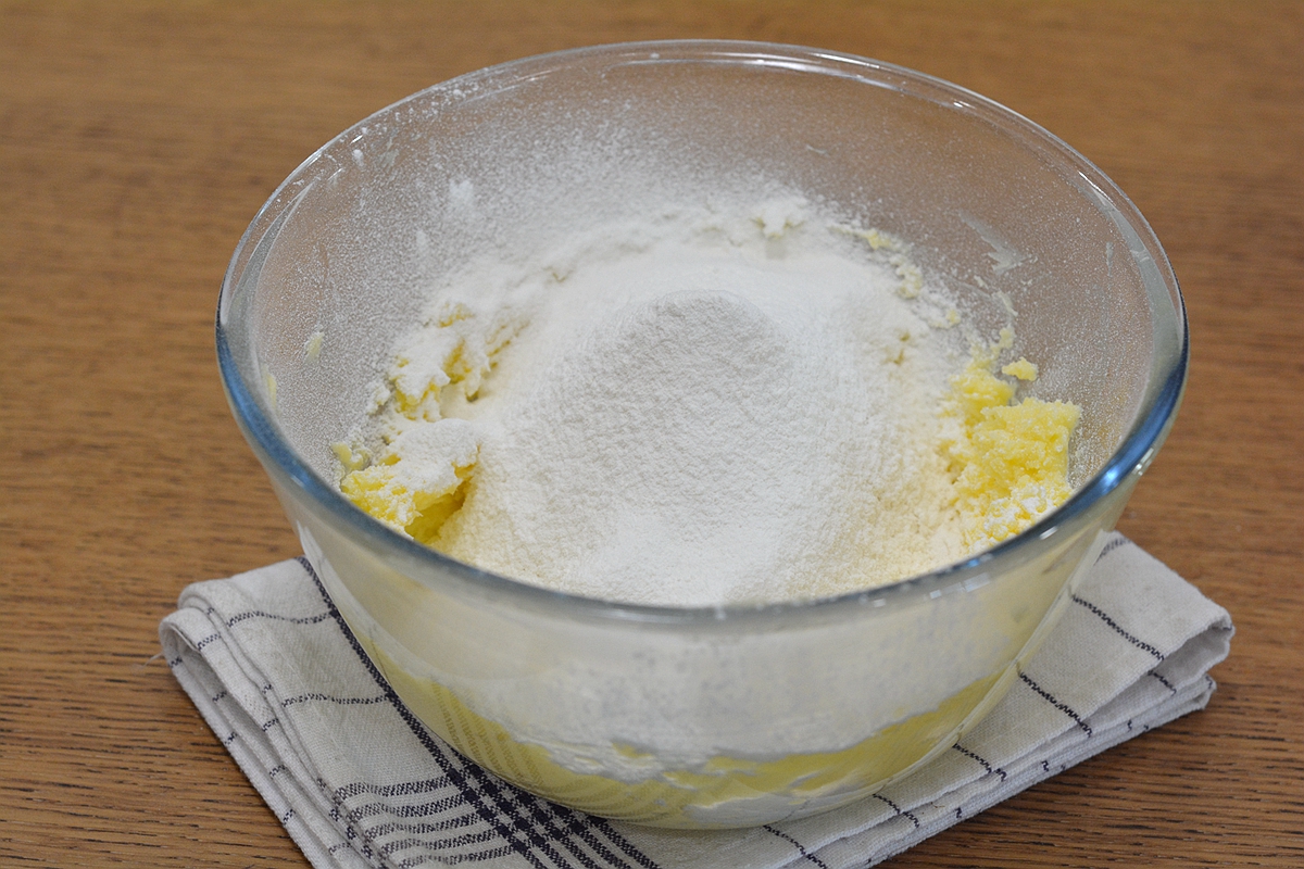 用不完淡奶油别扔，烤一盘曲奇真酥香，自食或送人都太棒了