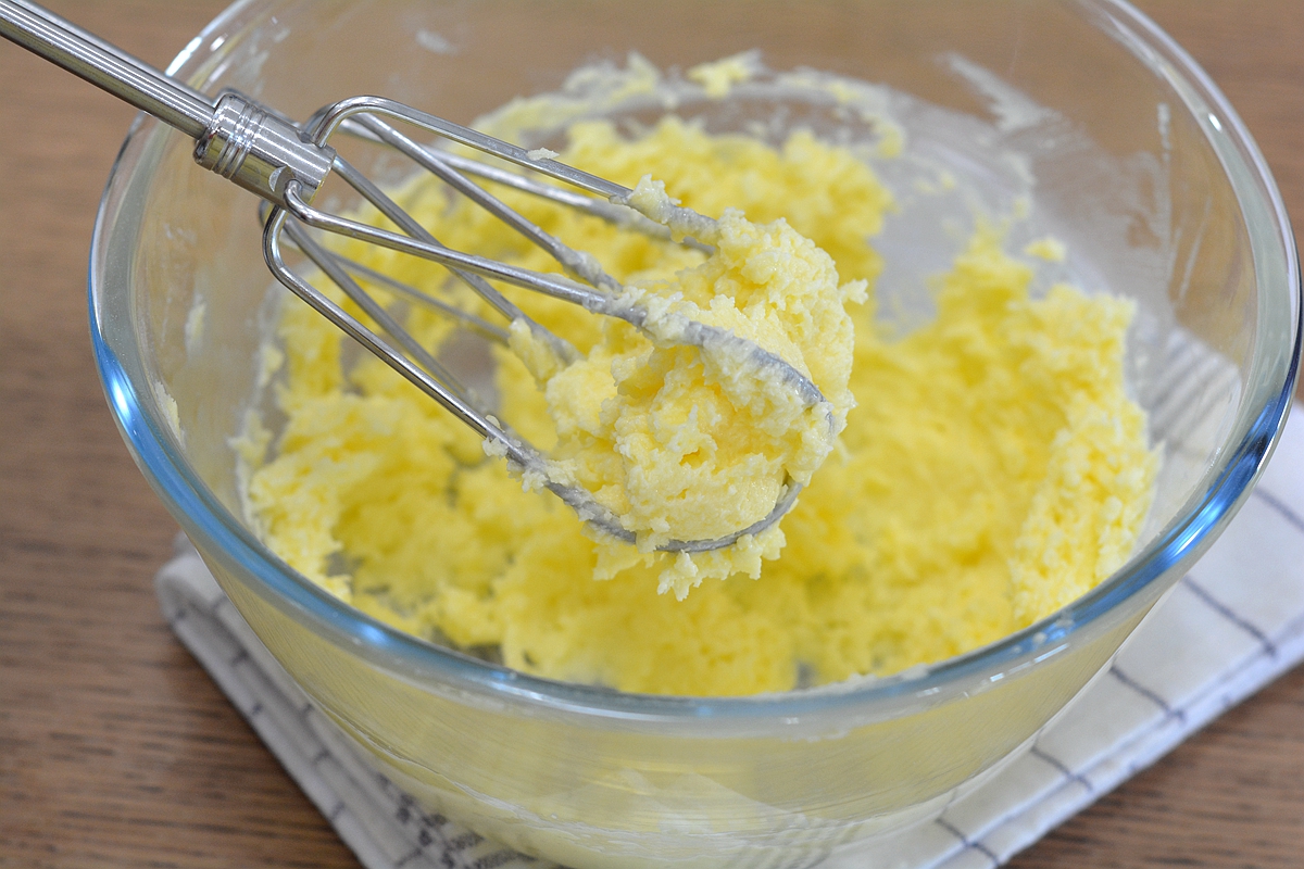 用不完淡奶油别扔，烤一盘曲奇真酥香，自食或送人都太棒了