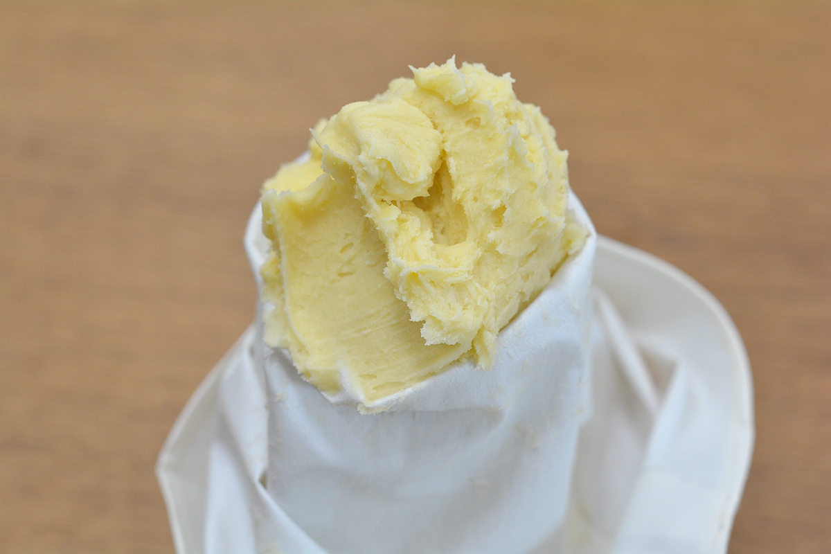 用不完淡奶油别扔，烤一盘曲奇真酥香，自食或送人都太棒了