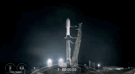 SpaceX|SpaceX“十一手”火箭创一天内两次升空纪录 马斯克：飞100次才退役
