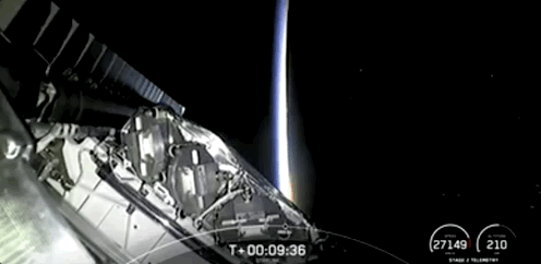 SpaceX|SpaceX“十一手”火箭创一天内两次升空纪录 马斯克：飞100次才退役