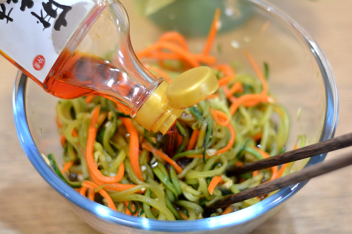 快来尝这道圣诞味的新鲜菜,凉拌麻辣真鳕北极贝,脆嫩香弹绝绝子 快来尝这道圣诞味的新鲜菜,凉拌麻辣真鳕北极贝,脆嫩香弹绝绝子