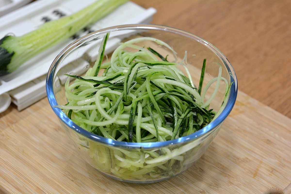 快来尝这道圣诞味的新鲜菜,凉拌麻辣真鳕北极贝,脆嫩香弹绝绝子 快来尝这道圣诞味的新鲜菜,凉拌麻辣真鳕北极贝,脆嫩香弹绝绝子