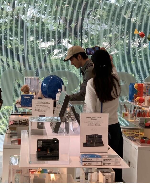 王力宏分居前三个月，与李靓蕾同游<a href=