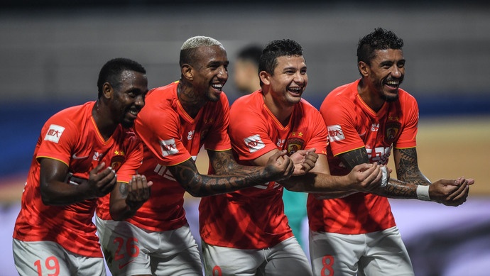 还笑话中国队吗？苏炳添劲敌来了，18岁黑人小伙有望代表<a href=