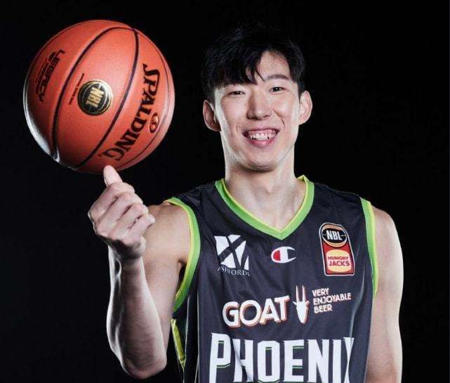 重返NBA不是梦！周琦首秀正负值高达+23，他在澳洲回归篮球