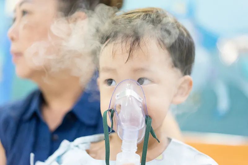 孩子一咳嗽就雾化,到底有多少才是必须的?休闲区蓝鸢梦想 - Www.slyday.coM 孩子一咳嗽就雾化,到底有多少才是必须的?休闲区蓝鸢梦想 - Www.slyday.coM