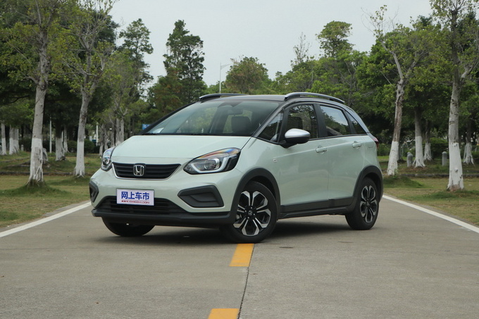 都是跨界风格你PICK谁 致炫X和飞度怎么选?