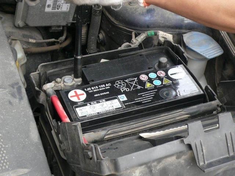 修车时最值钱的旧零件，坏了也能卖钱，聪明人都带走