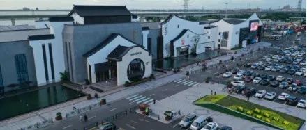 只有在大商场才能买新能源汽车？ | 苏雨农的长镜头