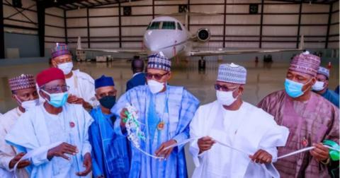 尼日利亚总统乘专机进行访问