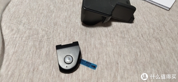 手机vlog怎么拍不用任何工具 559e-5ce7c40614bac9bcfe5e50511060f998.jpg