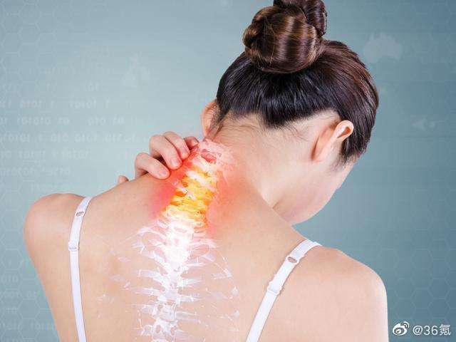 00后长期玩手机致颈椎变形 ,近十年颈椎病逐渐年轻化休闲区蓝鸢梦想 - Www.slyday.coM 00后长期玩手机致颈椎变形 ,近十年颈椎病逐渐年轻化休闲区蓝鸢梦想 - Www.slyday.coM