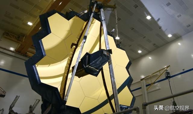吨位仅为哈勃一半,造价堪比美国航母,新一代空间望远镜发射在即休闲区蓝鸢梦想 - Www.slyday.coM 吨位仅为哈勃一半,造价堪比美国航母,新一代空间望远镜发射在即休闲区蓝鸢梦想 - Www.slyday.coM