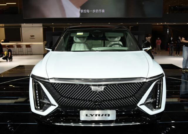 不声不响的凯迪拉克甩出一张王牌,LYRIQ预售43.97万元休闲区蓝鸢梦想 - Www.slyday.coM 不声不响的凯迪拉克甩出一张王牌,LYRIQ预售43.97万元休闲区蓝鸢梦想 - Www.slyday.coM