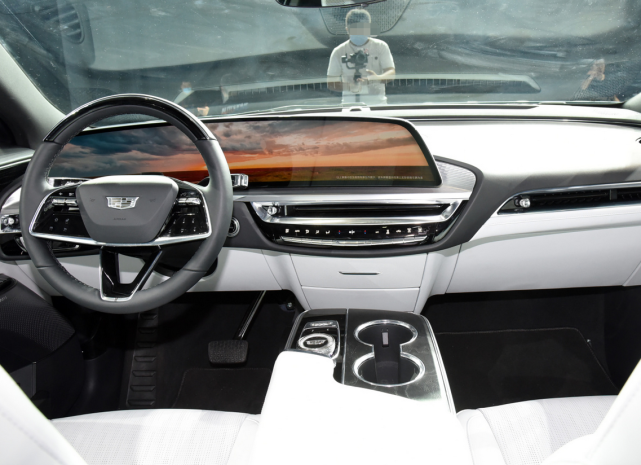 不声不响的凯迪拉克甩出一张王牌,LYRIQ预售43.97万元休闲区蓝鸢梦想 - Www.slyday.coM 不声不响的凯迪拉克甩出一张王牌,LYRIQ预售43.97万元休闲区蓝鸢梦想 - Www.slyday.coM