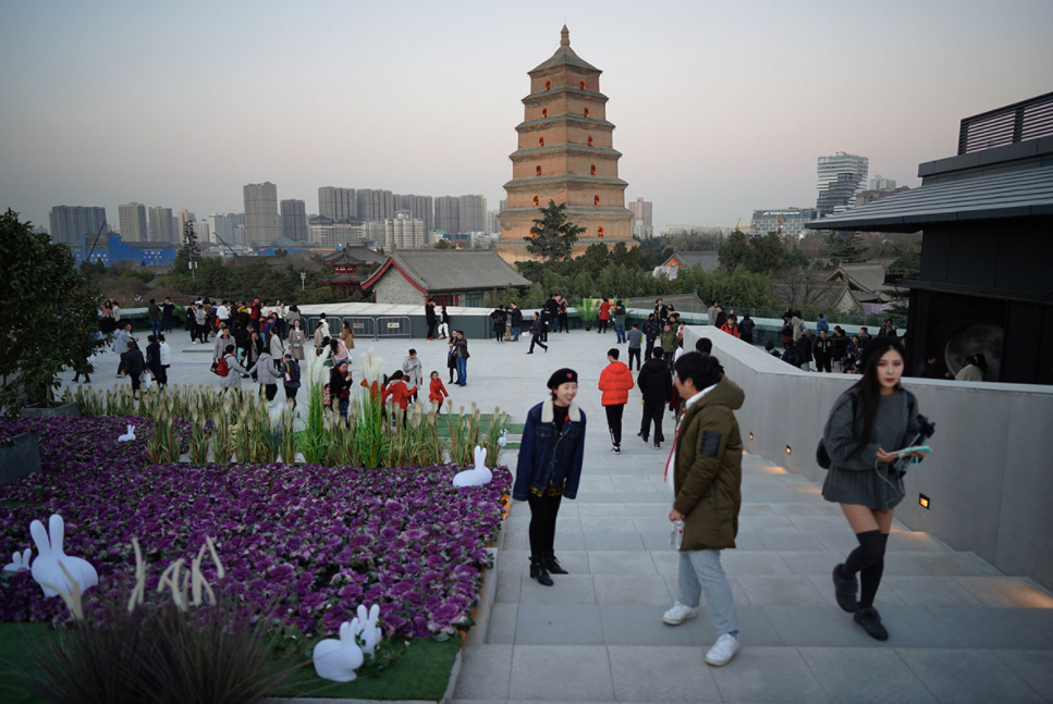 周末两天新增确诊病例305例,西安封控措施再升级!何时能迎来“拐点”?休闲区蓝鸢梦想 - Www.slyday.coM 周末两天新增确诊病例305例,西安封控措施再升级!何时能迎来“拐点”?休闲区蓝鸢梦想 - Www.slyday.coM