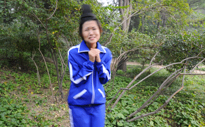 搞笑GIF趣图:让你嘚瑟,我打的就是你!-魔性次元
