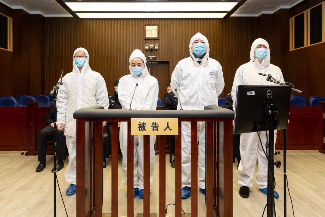 上海一中院一审宣判杜礼宾,童诚杰及王春,梁俏集资诈