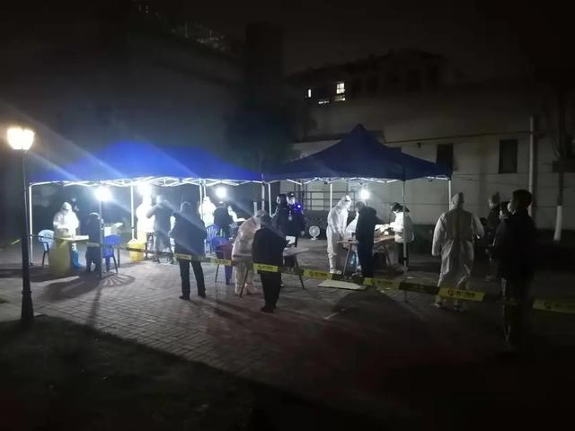 西安灞桥法院:“暖宝宝”plus,为爱加油休闲区蓝鸢梦想 - Www.slyday.coM 西安灞桥法院:“暖宝宝”plus,为爱加油休闲区蓝鸢梦想 - Www.slyday.coM