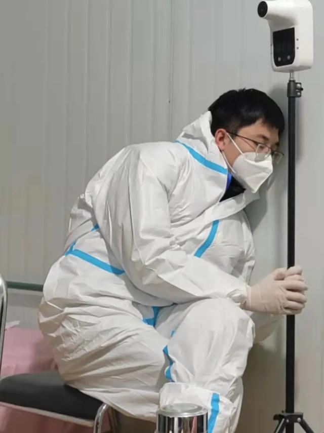 西安灞桥法院:“暖宝宝”plus,为爱加油休闲区蓝鸢梦想 - Www.slyday.coM 西安灞桥法院:“暖宝宝”plus,为爱加油休闲区蓝鸢梦想 - Www.slyday.coM