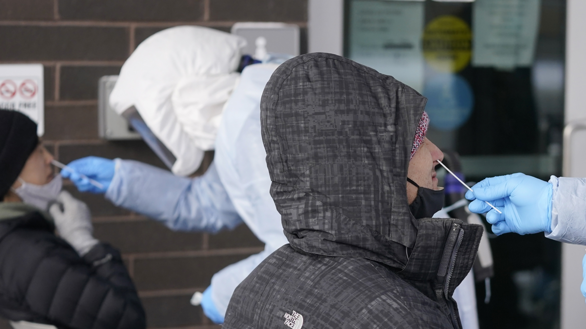 美国单日新增新冠确诊病例超51万例休闲区蓝鸢梦想 - Www.slyday.coM 美国单日新增新冠确诊病例超51万例休闲区蓝鸢梦想 - Www.slyday.coM