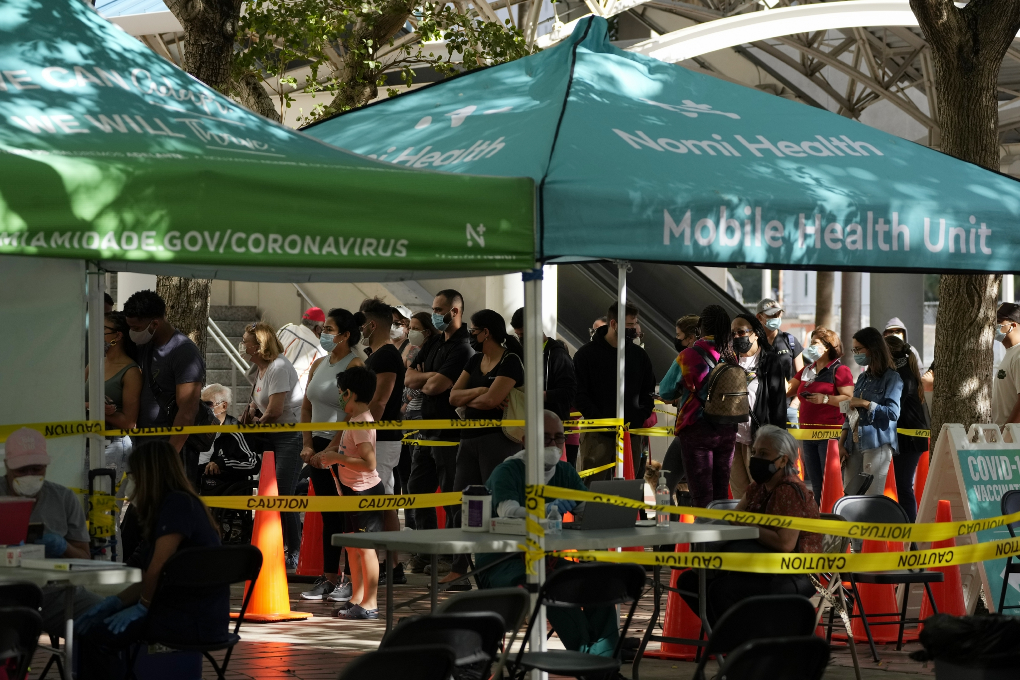 美国单日新增新冠确诊病例超51万例休闲区蓝鸢梦想 - Www.slyday.coM 美国单日新增新冠确诊病例超51万例休闲区蓝鸢梦想 - Www.slyday.coM