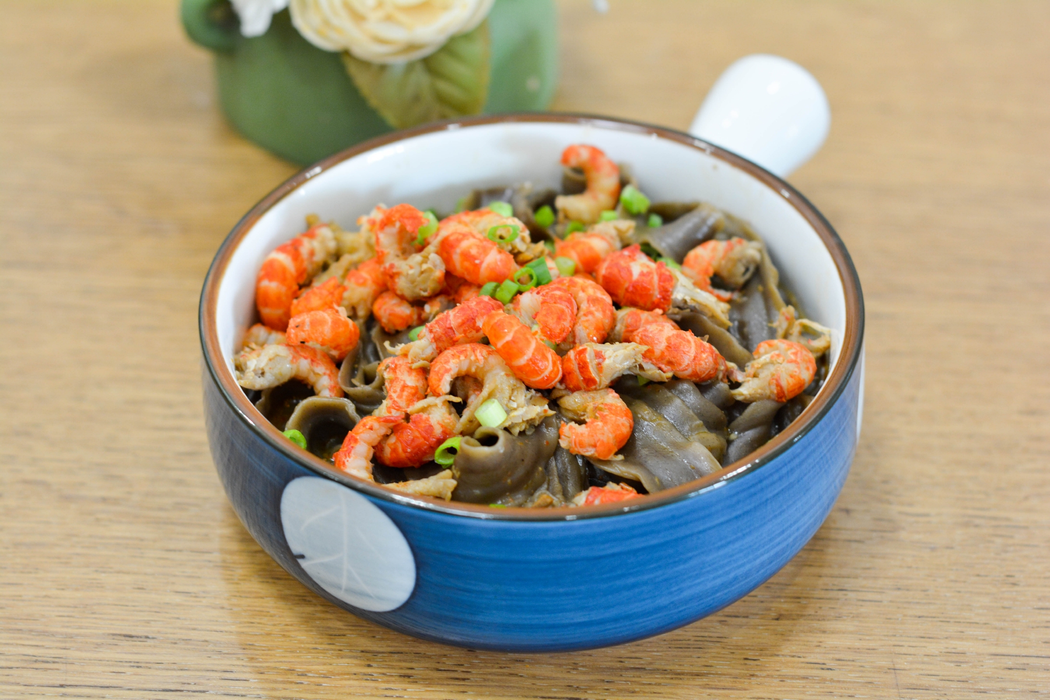 2款麻辣小龙虾汤面，8分钟出锅，最适合上班族早餐吃，省事够味