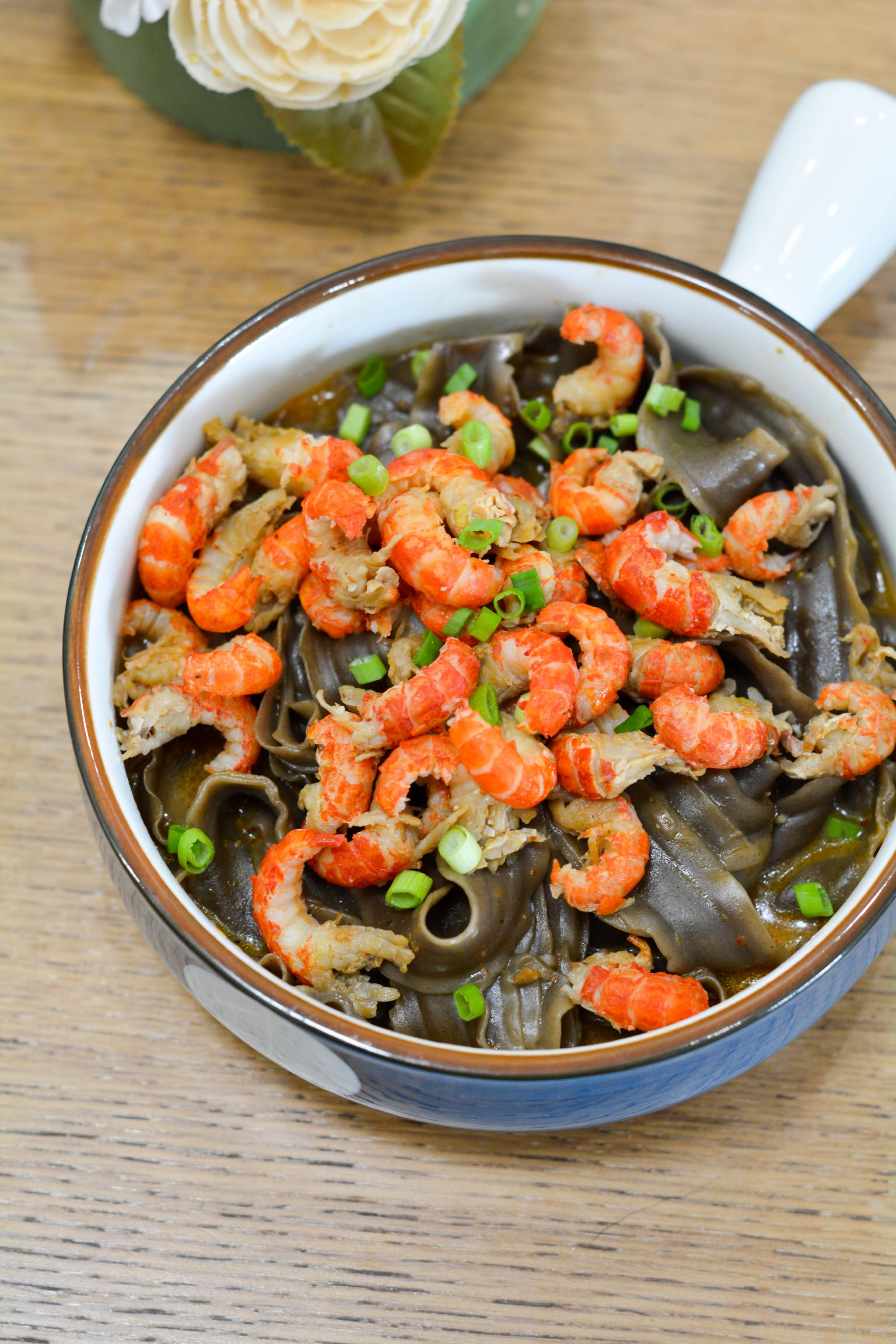 2款麻辣小龙虾汤面，8分钟出锅，最适合上班族早餐吃，省事够味