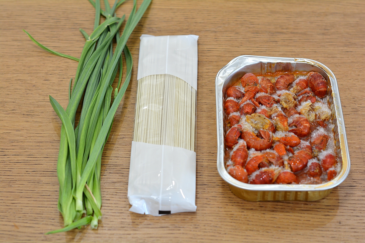 2款麻辣小龙虾汤面，8分钟出锅，最适合上班族早餐吃，省事够味