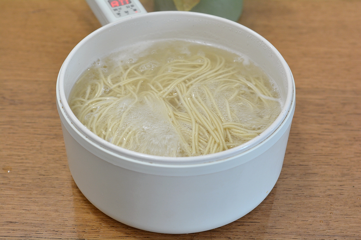 2款麻辣小龙虾汤面，8分钟出锅，最适合上班族早餐吃，省事够味