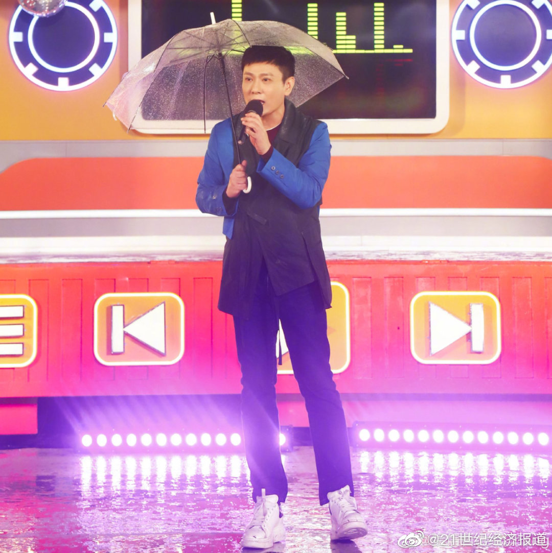 “情歌王子”张信哲“翻车”?被网友举报代言赌博平台,或临时退出跨年晚会!最新回应休闲区蓝鸢梦想 - Www.slyday.coM “情歌王子”张信哲“翻车”?被网友举报代言赌博平台,或临时退出跨年晚会!最新回应休闲区蓝鸢梦想 - Www.slyday.coM