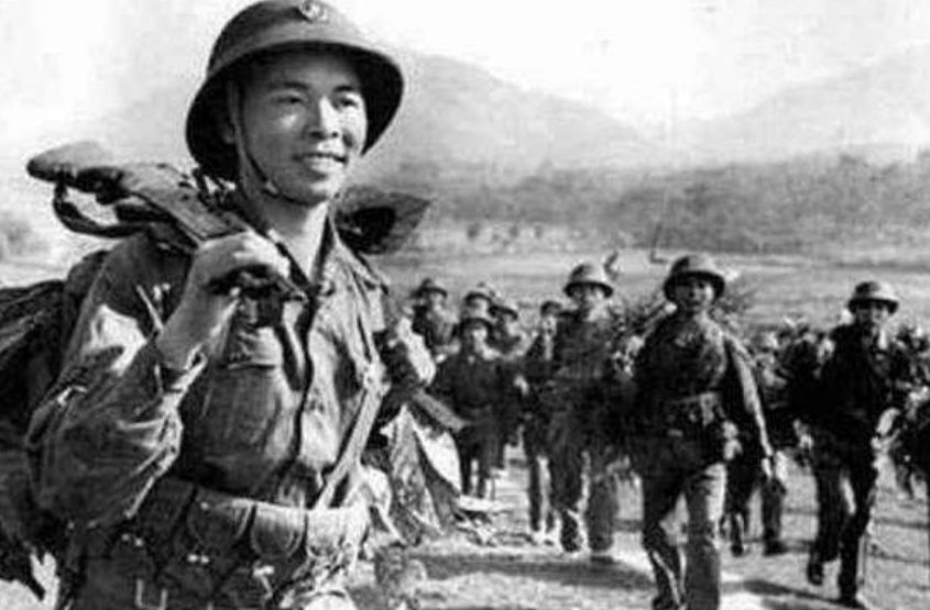 战士黄干宗,被两名越南女兵绑走13年,回国后:我希望把她接回国