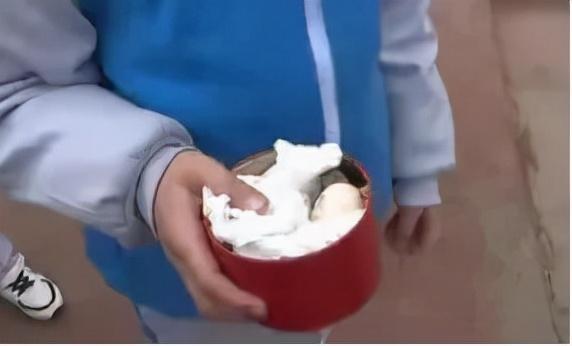 大三女孩以性命报复房东不退押金:这2点父母一定要提早告诉孩子休闲区蓝鸢梦想 - Www.slyday.coM 大三女孩以性命报复房东不退押金:这2点父母一定要提早告诉孩子休闲区蓝鸢梦想 - Www.slyday.coM