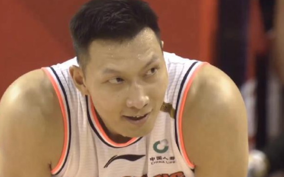 中国男篮喜从天降！<a href=