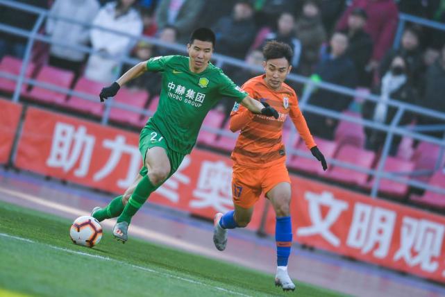 央视直播国足战日本，预测李霄鹏23人名单，亚足协想做掉<a href=