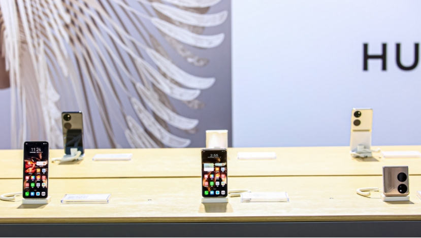 折叠屏手机华为P50宝盒,给爱人最好的礼物休闲区蓝鸢梦想 - Www.slyday.coM 折叠屏手机华为P50宝盒,给爱人最好的礼物休闲区蓝鸢梦想 - Www.slyday.coM