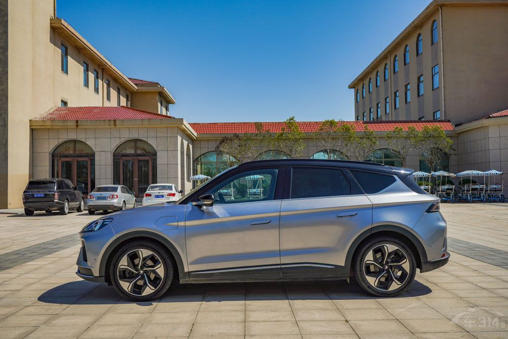 20万-30万买个性新能源车,这几款或许是你的最优选!